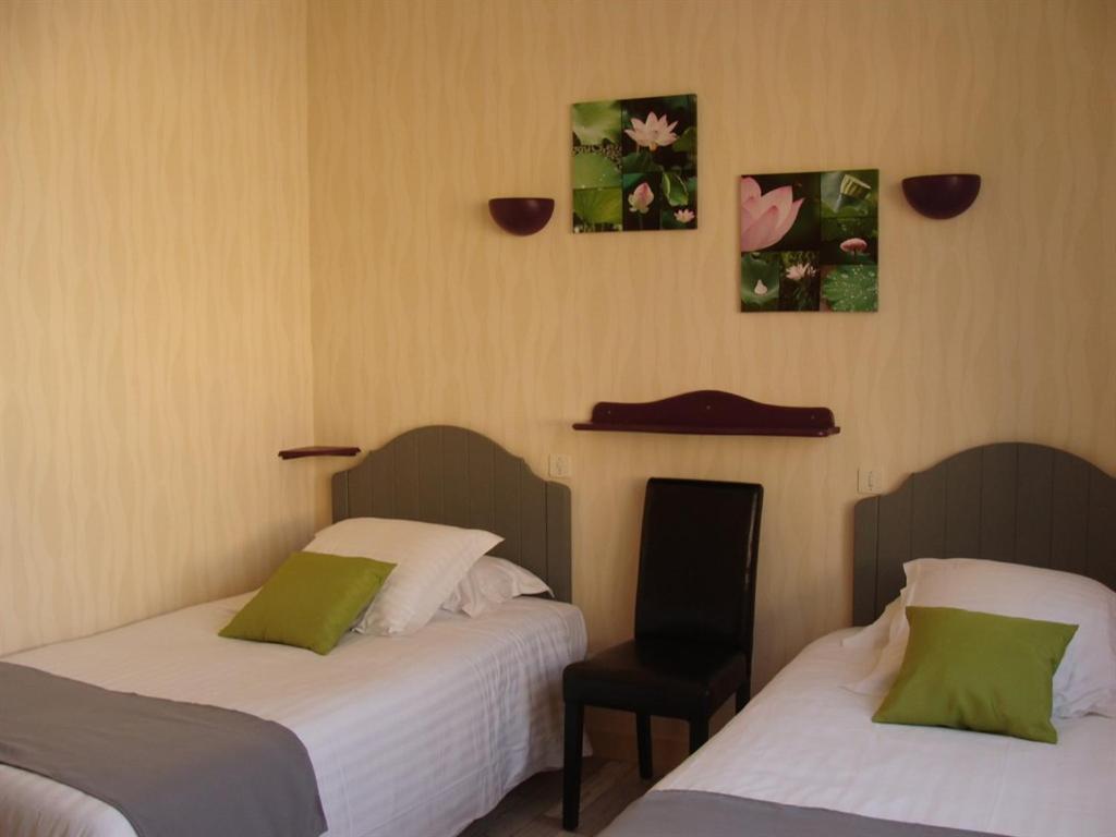 Hotel Le Flaubert Fougères Pokoj fotografie