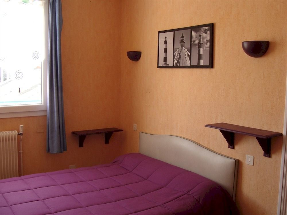 Hotel Le Flaubert Fougères Exteriér fotografie